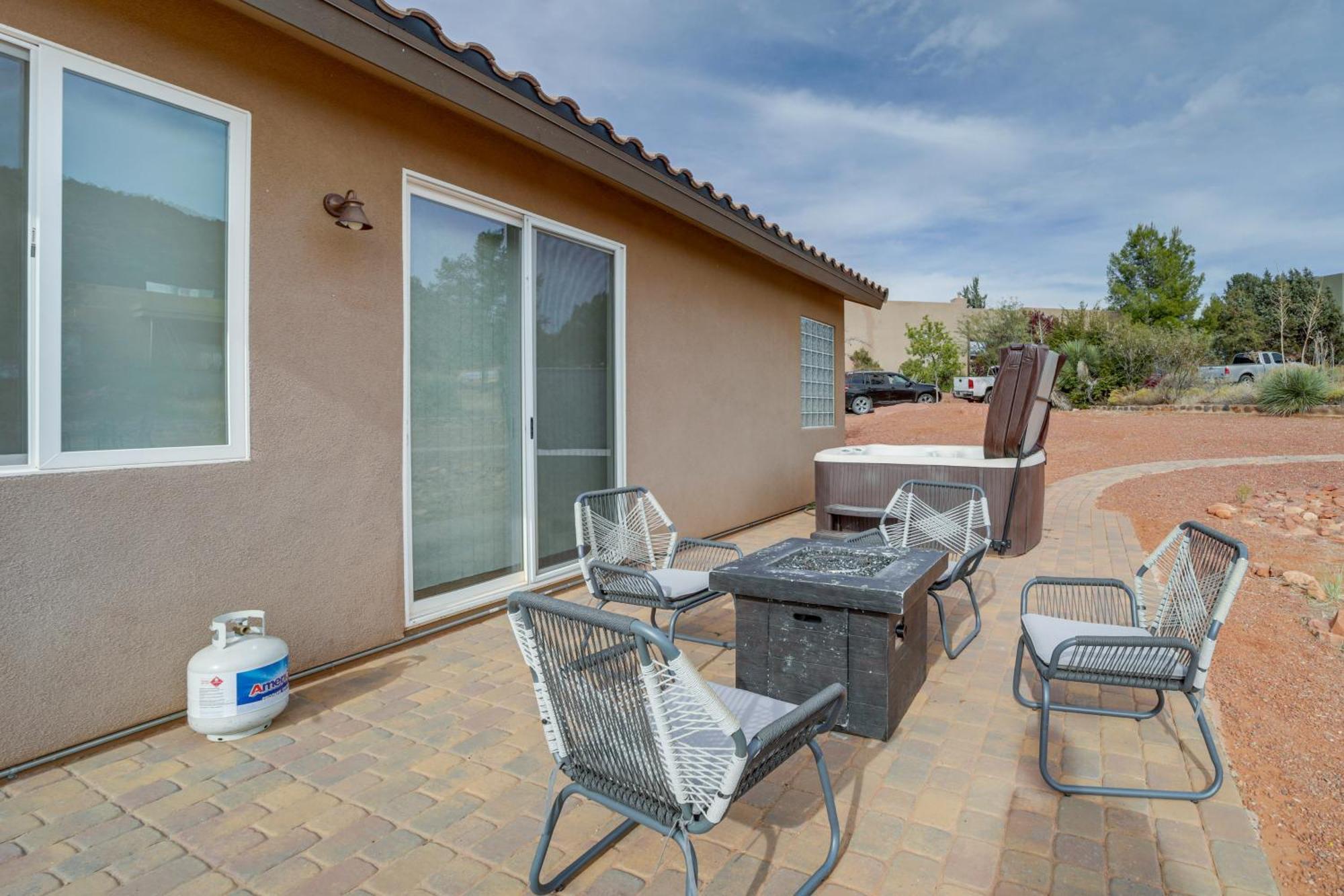 Red Rock Dog-Friendly Home Near Hiking Trails! Sedona Exterior foto