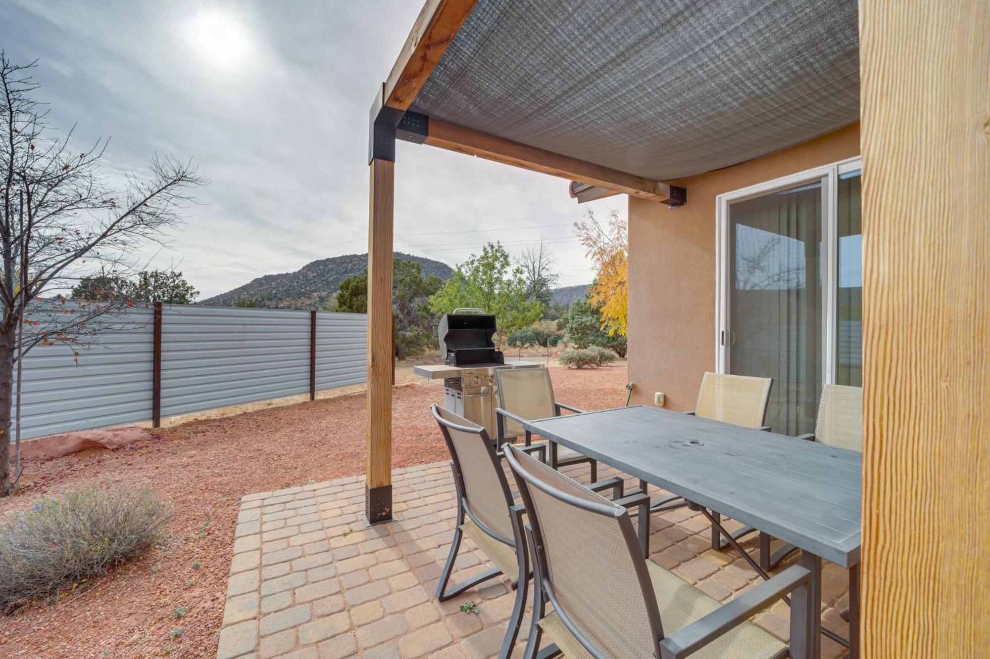 Red Rock Dog-Friendly Home Near Hiking Trails! Sedona Exterior foto